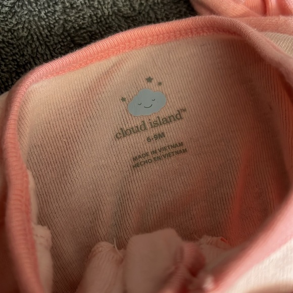 Cloud island onesie - Picture 4 of 5